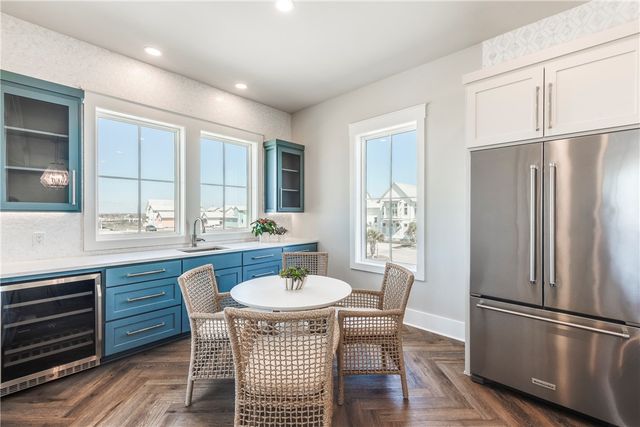 166 Triton Lane, Port Aransas, TX 78373