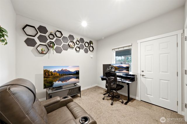 226 Raybird Avenue, Granite Falls, WA 98252