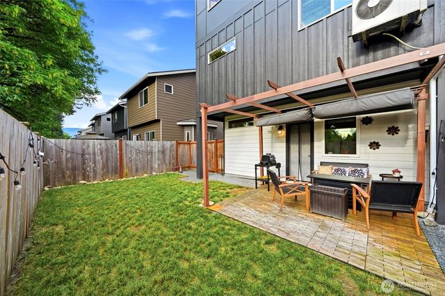 226 Raybird Avenue, Granite Falls, WA 98252