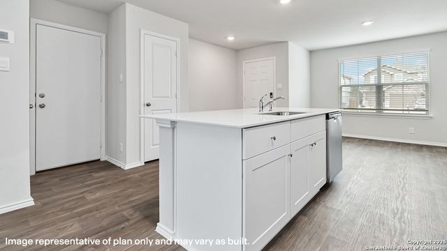 7302 Perseus Brook, San Antonio, TX 78252