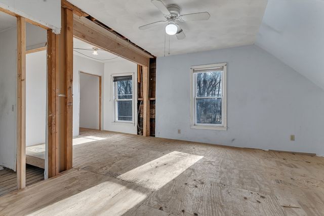 3 Riley Ct, North Attleboro, MA 02760