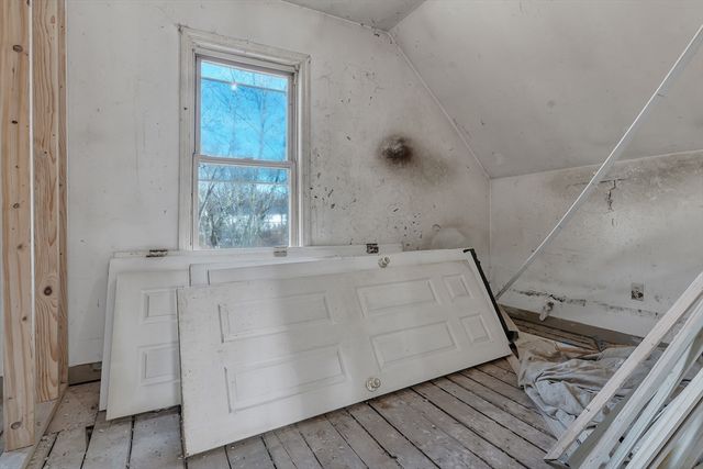 3 Riley Ct, North Attleboro, MA 02760