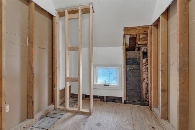 3 Riley Ct, North Attleboro, MA 02760