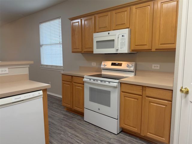 7905 Seven Oaks Lane, Denton, TX 76210