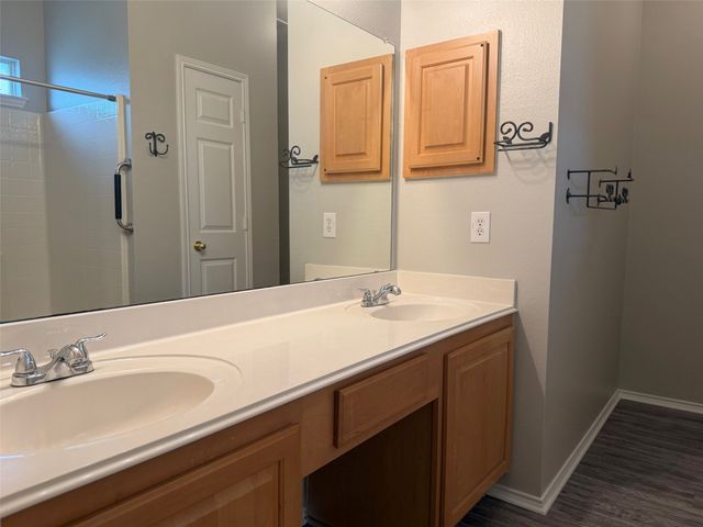 7905 Seven Oaks Lane, Denton, TX 76210