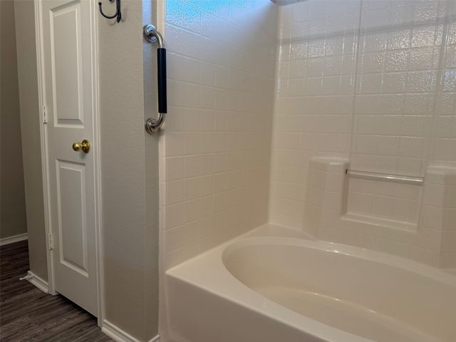 7905 Seven Oaks Lane, Denton, TX 76210