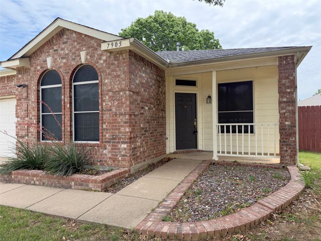 7905 Seven Oaks Lane, Denton, TX 76210