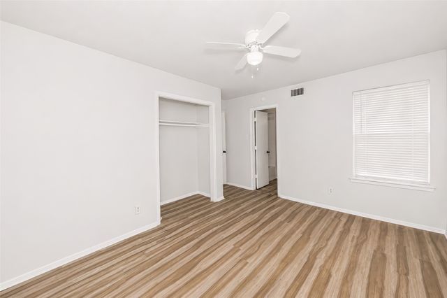 5113 Herrick Court B, Haltom City, TX 76117