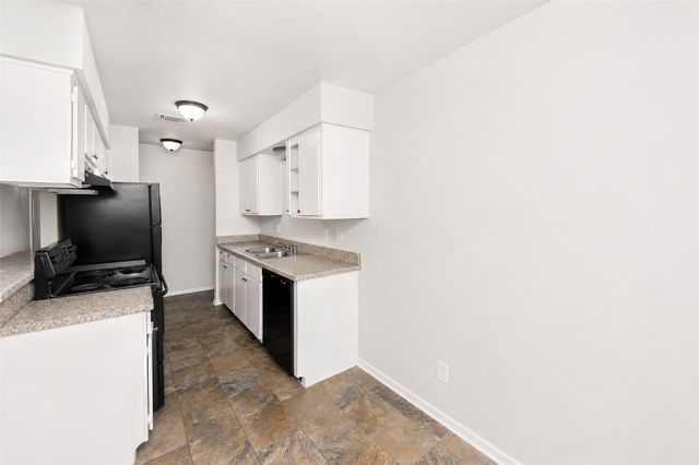 5113 Herrick Court B, Haltom City, TX 76117