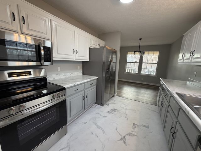 3847 Calista Rd, Cross Plains, TN 37049