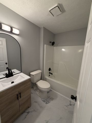 3847 Calista Rd, Cross Plains, TN 37049