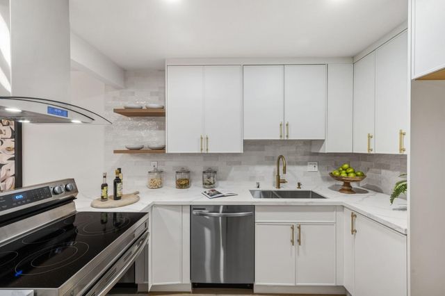 2044 Voss Park Lane, San Jose, CA 95131