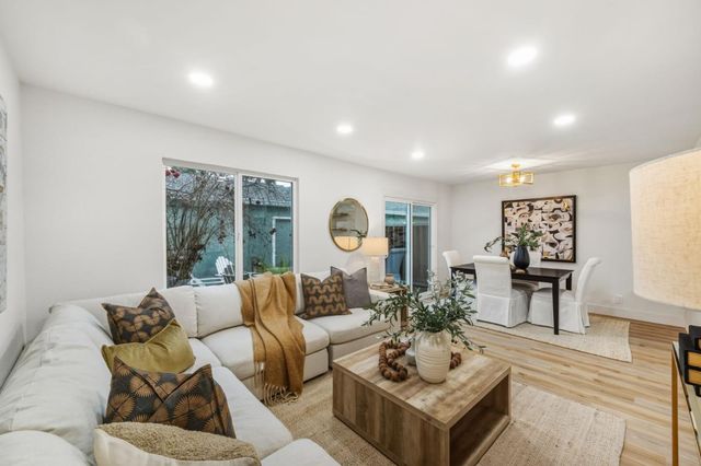 2044 Voss Park Lane, San Jose, CA 95131