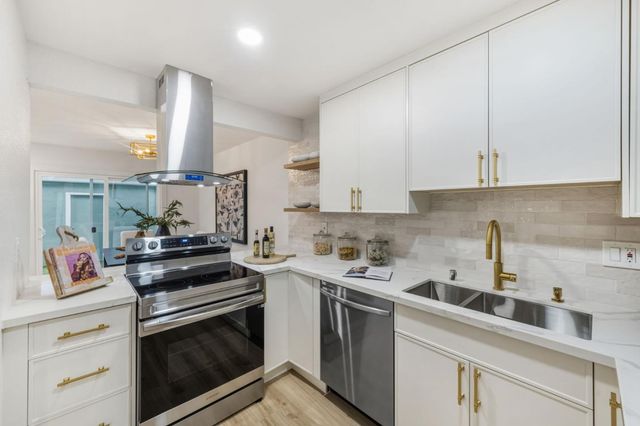 2044 Voss Park Lane, San Jose, CA 95131