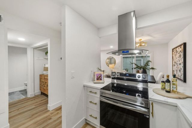 2044 Voss Park Lane, San Jose, CA 95131