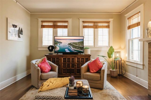 2623 Salado ST A, Austin, TX 78705