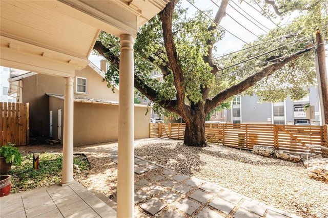 2623 Salado ST A, Austin, TX 78705