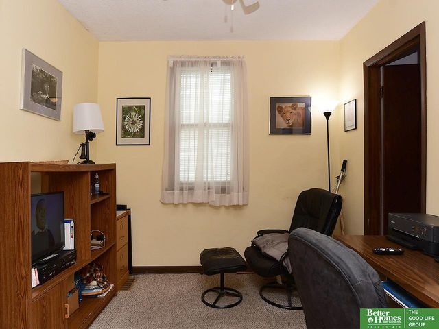 937 S 38 Avenue, Omaha, NE 68105