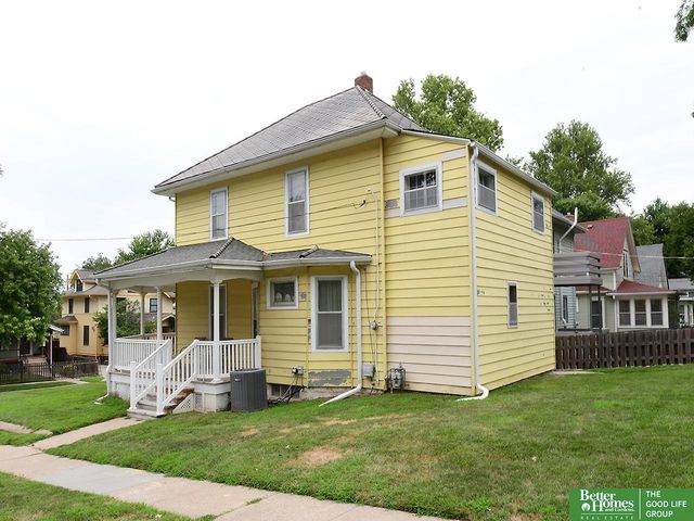 937 S 38 Avenue, Omaha, NE 68105
