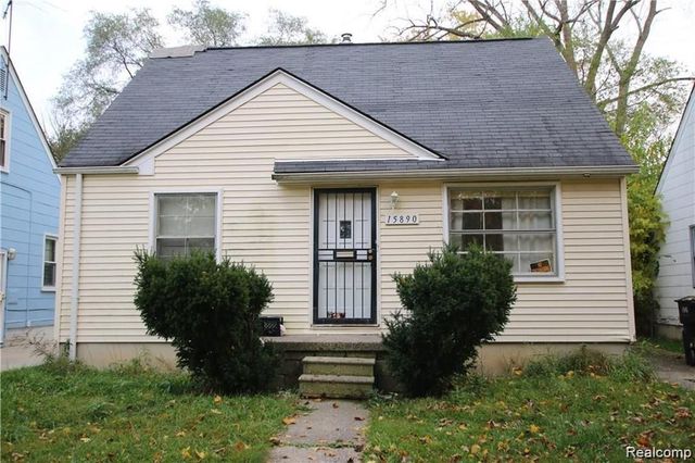 15890 W Parkway Street, Detroit, MI 48223