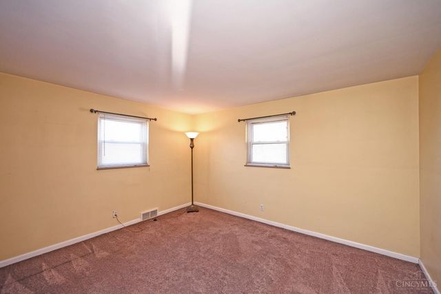 796 Kenray Court, Reading, OH 45215