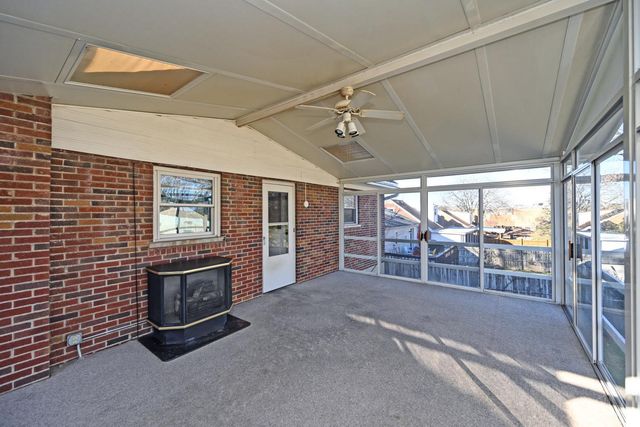 796 Kenray Court, Reading, OH 45215