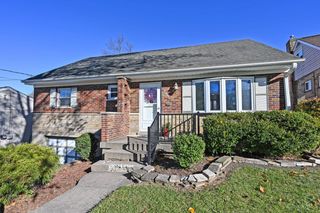 796 Kenray Court, Reading, OH 45215