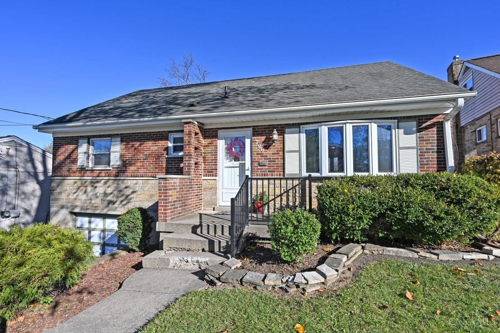 796 Kenray Court, Reading, OH 45215