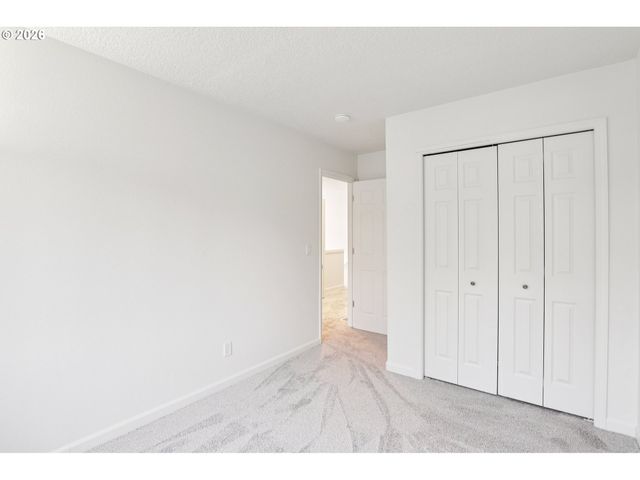 6473 Nw SHELSAM Ter, Portland, OR 97229