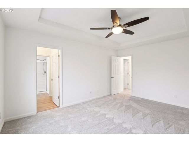 6473 Nw SHELSAM Ter, Portland, OR 97229