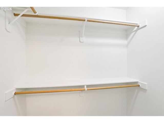 6473 Nw SHELSAM Ter, Portland, OR 97229