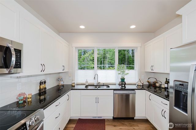 71 E Hemlock Court, Union, WA 98592