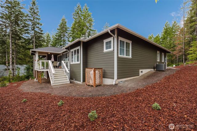 71 E Hemlock Court, Union, WA 98592