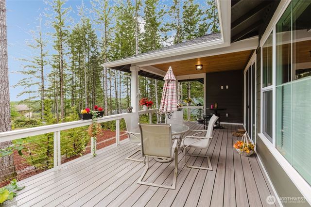 71 E Hemlock Court, Union, WA 98592