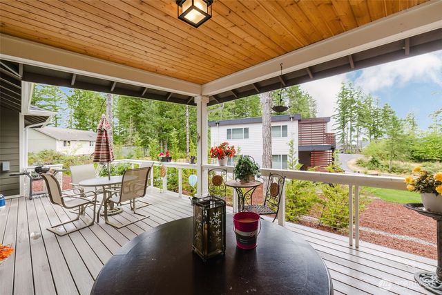 71 E Hemlock Court, Union, WA 98592