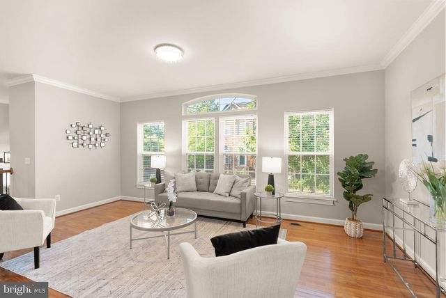 7202 GRAY HEIGHTS CT, Alexandria, VA 22315