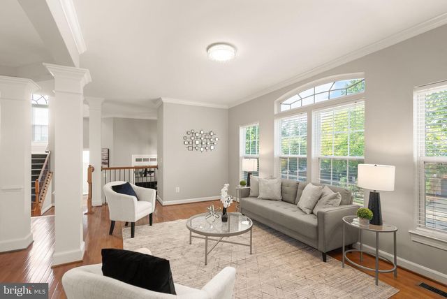 7202 GRAY HEIGHTS CT, Alexandria, VA 22315