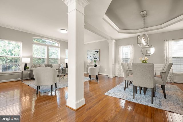 7202 GRAY HEIGHTS CT, Alexandria, VA 22315