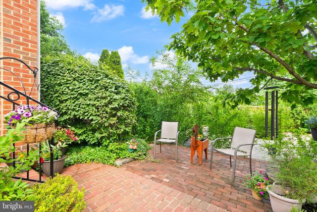 7202 GRAY HEIGHTS CT, Alexandria, VA 22315