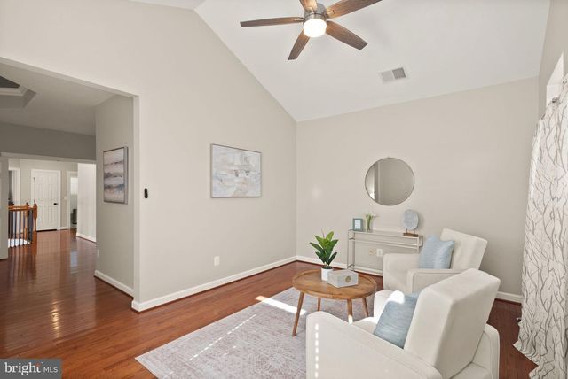 7202 GRAY HEIGHTS CT, Alexandria, VA 22315