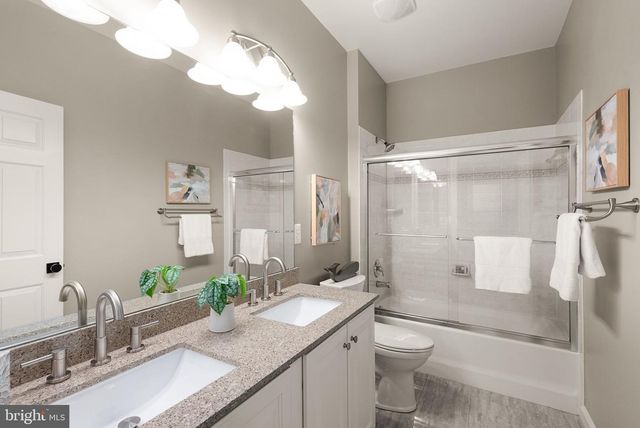 7202 GRAY HEIGHTS CT, Alexandria, VA 22315