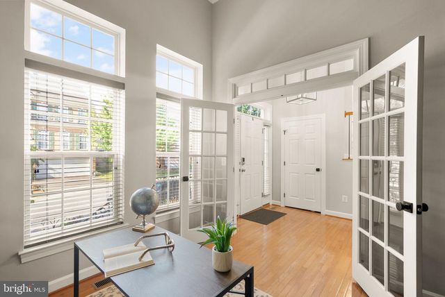 7202 GRAY HEIGHTS CT, Alexandria, VA 22315