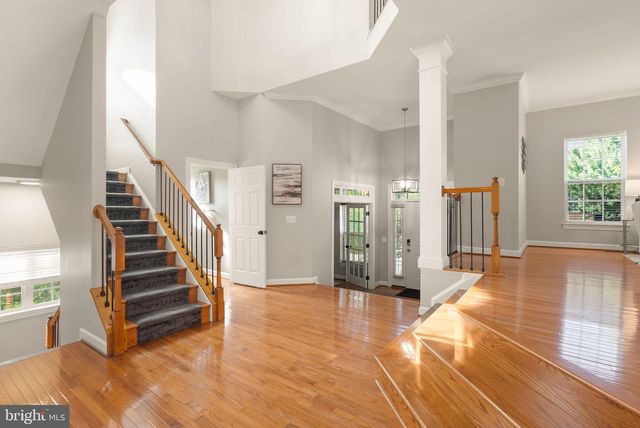 7202 GRAY HEIGHTS CT, Alexandria, VA 22315