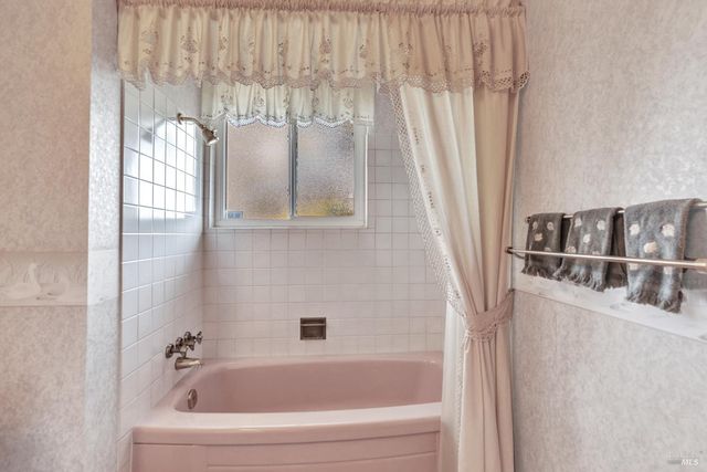 108 Franciscan Dr, Vallejo, CA 94589