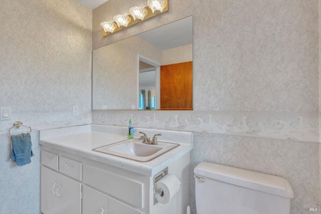 108 Franciscan Dr, Vallejo, CA 94589