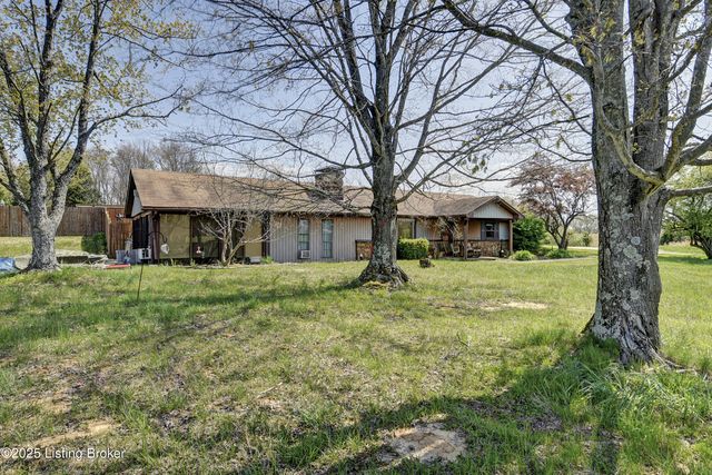 930 Fort Ave, Vine Grove, KY 40175