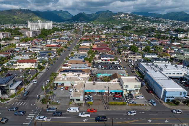 2046 N King Street, Honolulu, HI 96819