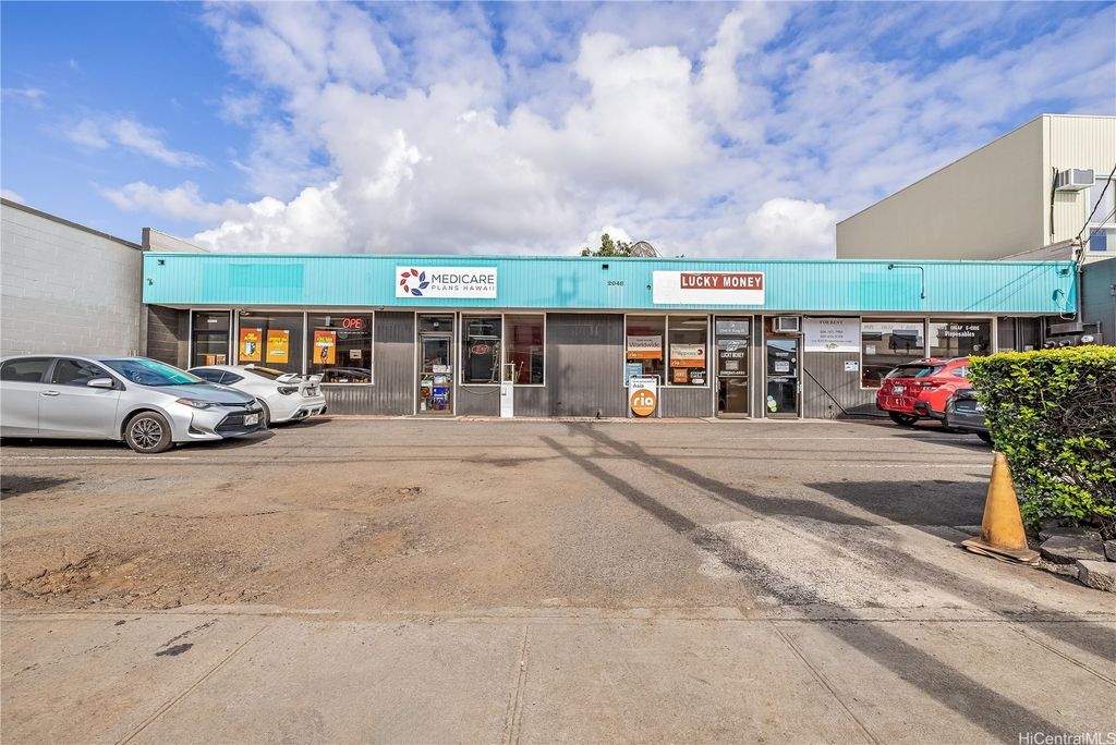 2046 N King Street, Honolulu, HI 96819