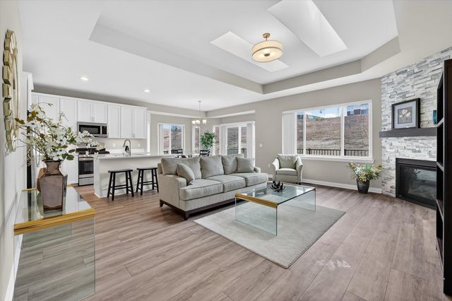 660 Brookstone Drive, Oxford, MI 48371