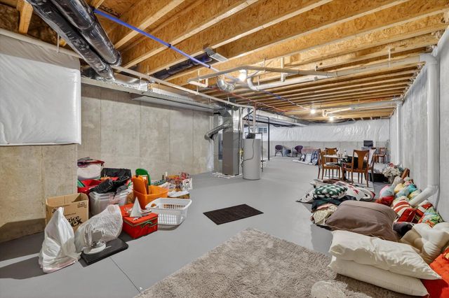 660 Brookstone Drive, Oxford, MI 48371